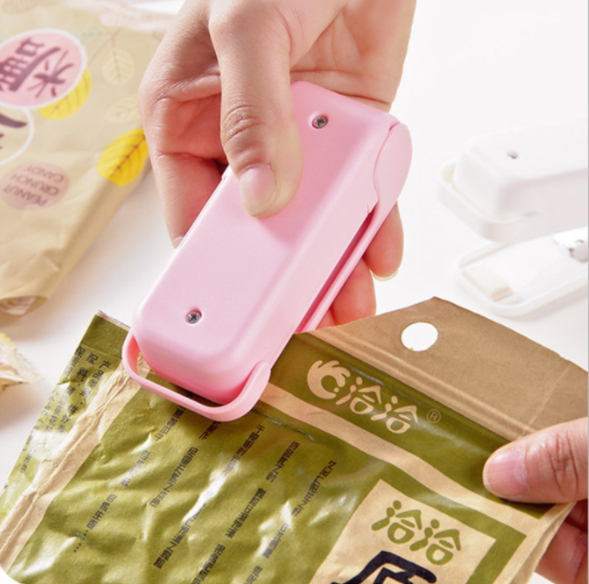 Mini sealing machine, snack plastic bag sealing machine, household hand press heat sealing machine, small sealing machine wholesale W5100 Specification image