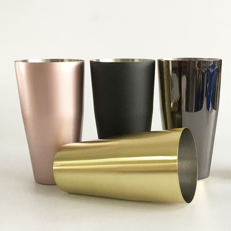 Shaker is an American shaker for bar shakers full figure