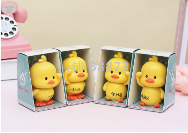 厂家供货小黄鸭汽车摆件树脂工艺品车内装饰品蛋糕烘焙摆设批发