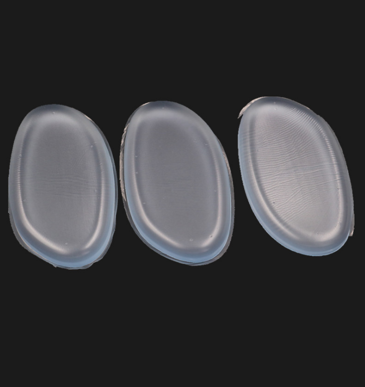The export material is pure silicone powder puff. It is a teardrop-shaped silicone powder puff with transparent jelly. It can be used for makeup without consuming powder Application Scenario