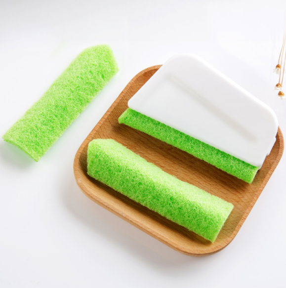 Window groove cleaning brush, window groove cleaning tool, small brush for sweeping the grooves of doors and Windows, dead corner and crevices brush, three-piece set Specification image