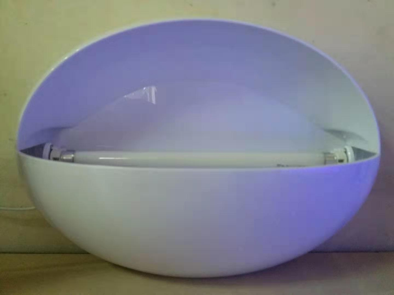 Fly repellent lamp, sticky trap type household mosquito repellent lamp for restaurants and hotels, fly lamp, electronic mosquito killer Application Scenario