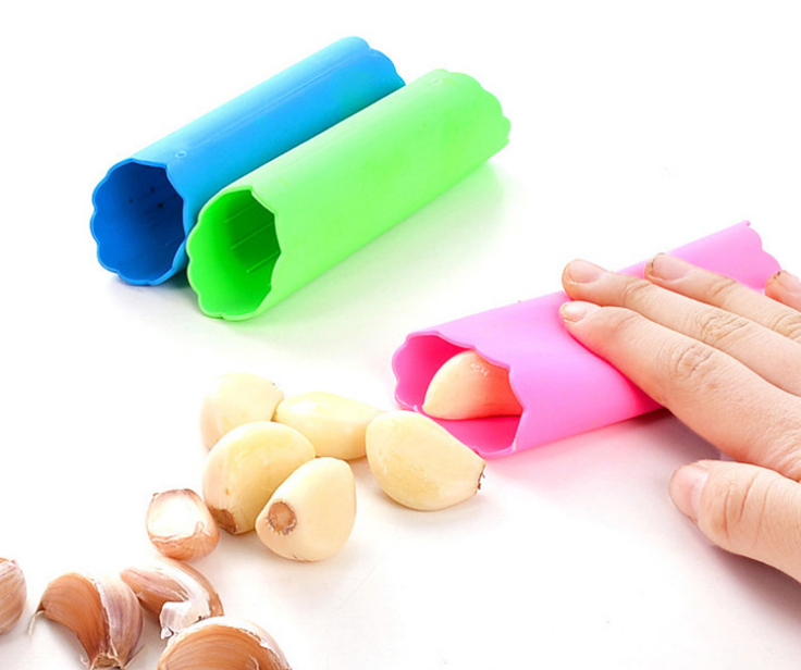 Kitchen helpers: Garlic peelers, garlic strippers, garlic peelers, garlic purees, and wholesale garlic peelers