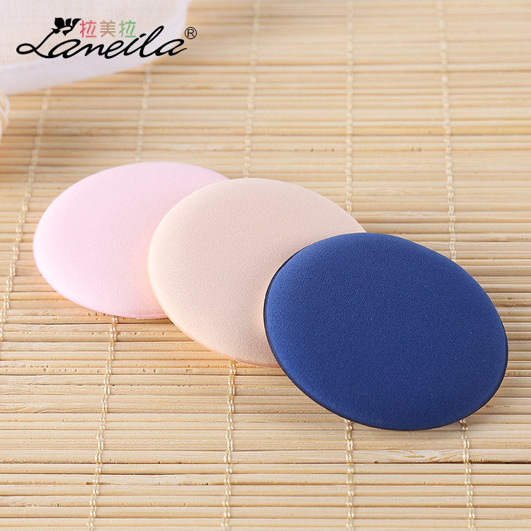 2 sets of Lamila Cartoon air cushion BB powder puff, dry and wet dual-purpose, non-latex round powder puff A709 with armrest Item Picture