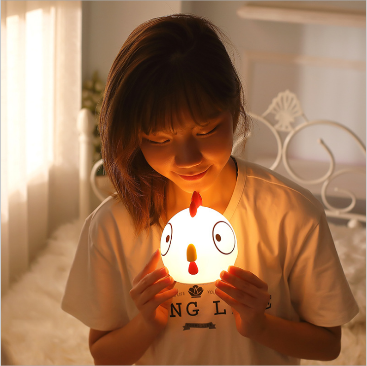 Cute and adorable silicone lamp with USB charging, children's bedroom night light, happy little chicken pat light, birthday gift details Picture