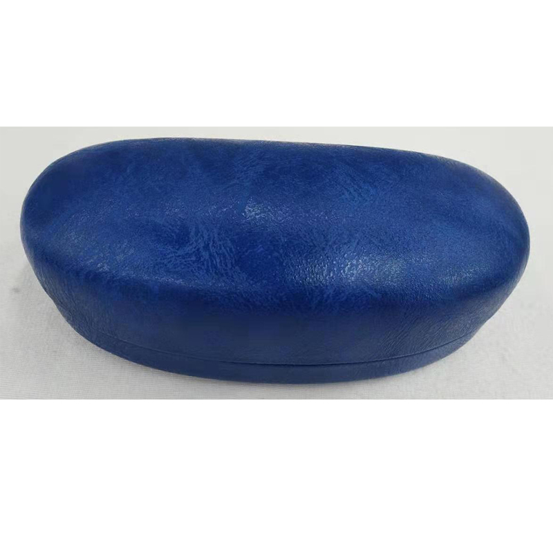 Boutique Fashion Eyewear Case Application Scenario