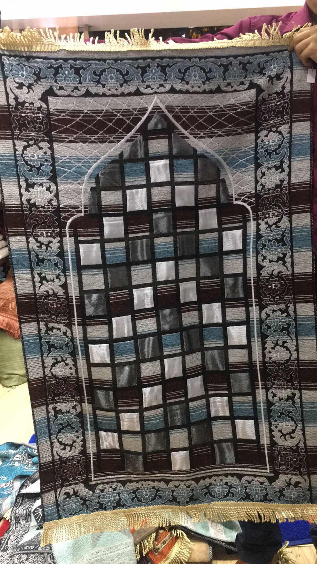 Prayer Mat Embossed Printed Prayer Mat Folded Prayer Mat 15
