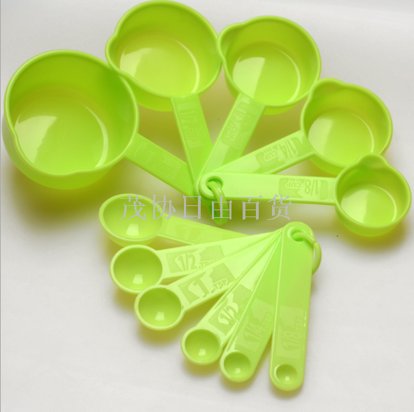 Measure spoon Measure spoon Measure cup taste soup