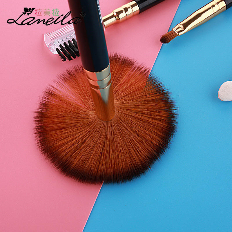 L0944, a 5-piece set of nylon bristle beauty tools from Lamila Contouring Makeup Brush Item Picture