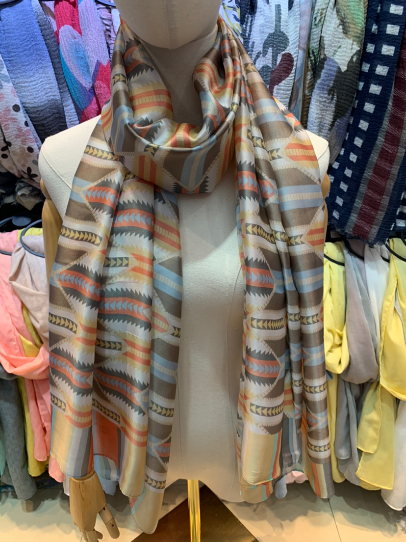 Stock Handles New Silk Satin 90.180 Printed Scarf Shawls Positioning Various Patterns