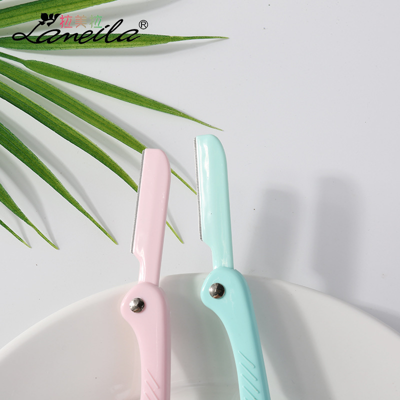 Lamella three-piece folding eyebrow razor Macro sharp stainless steel eyebrow razor for women Eyebrow Razor A0878 Application Scenario