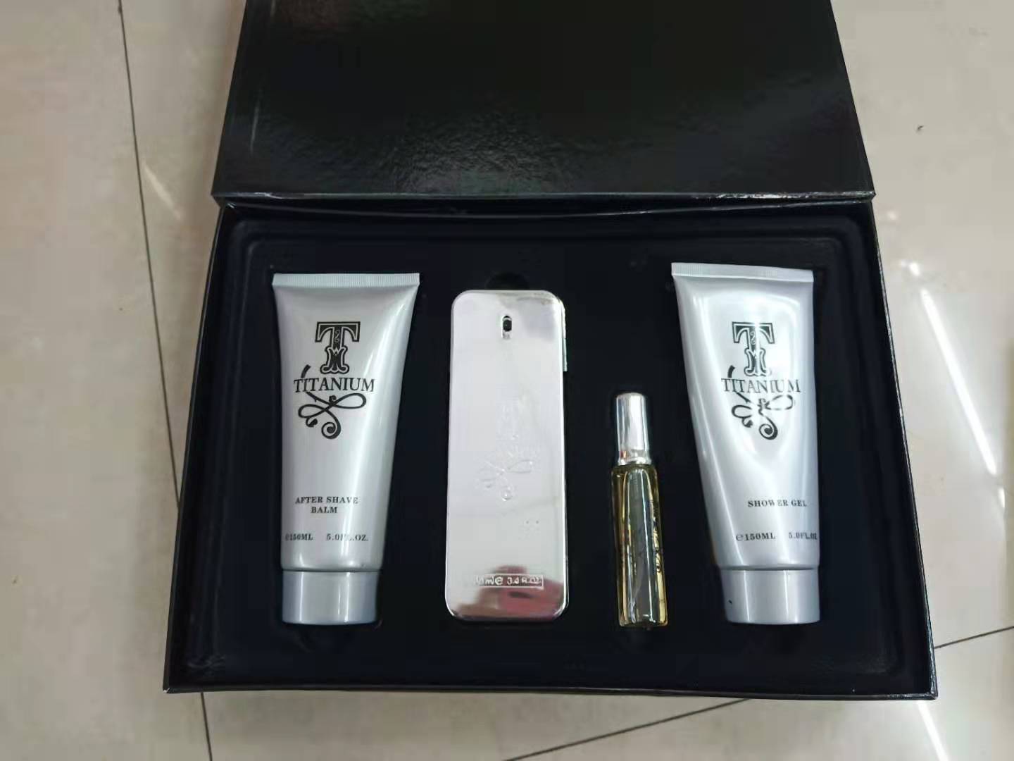 香水/香水产品图