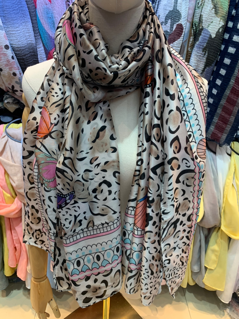 Stock Handles New Silk Satin 90.180 Printed Scarf Shawls Positioning Various Patterns details Picture