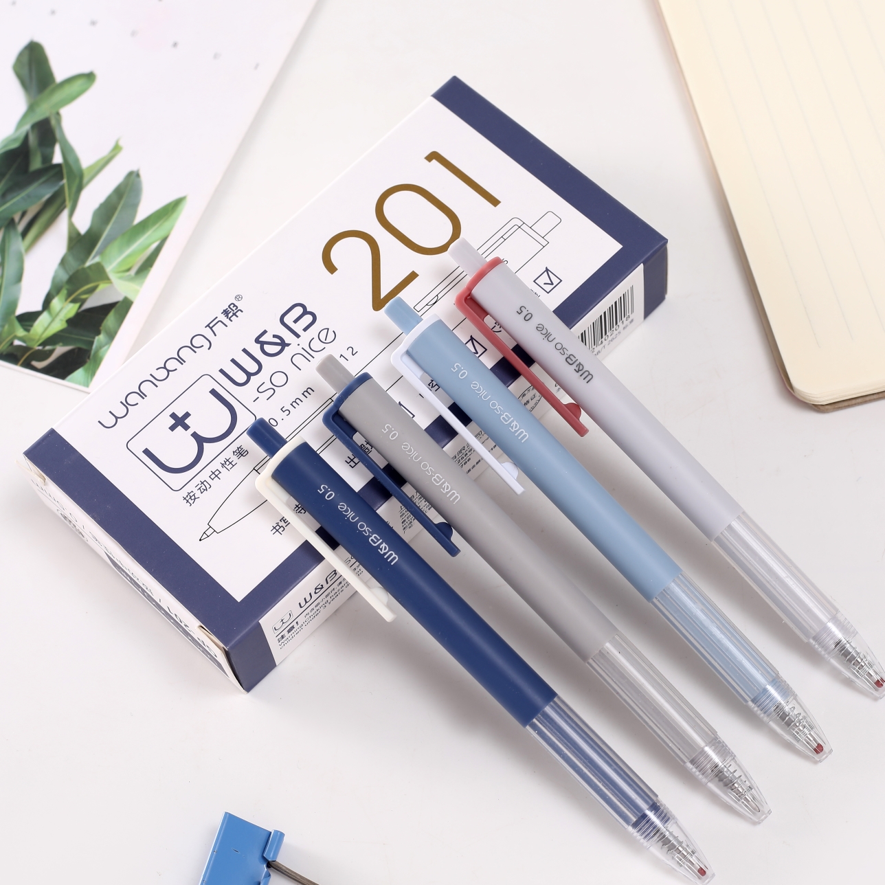 Wanbang Youpin GP-3801 bullet-type press gel Pen, 2-piece set, 0.5mm large capacity, easy to write Application Scenario