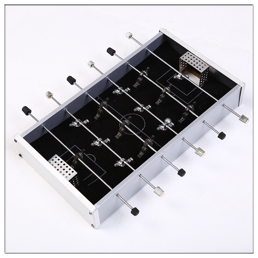 厂家供应热销铝合金办公桌迷你足球游戏 创意模型礼品可定做生产细节图