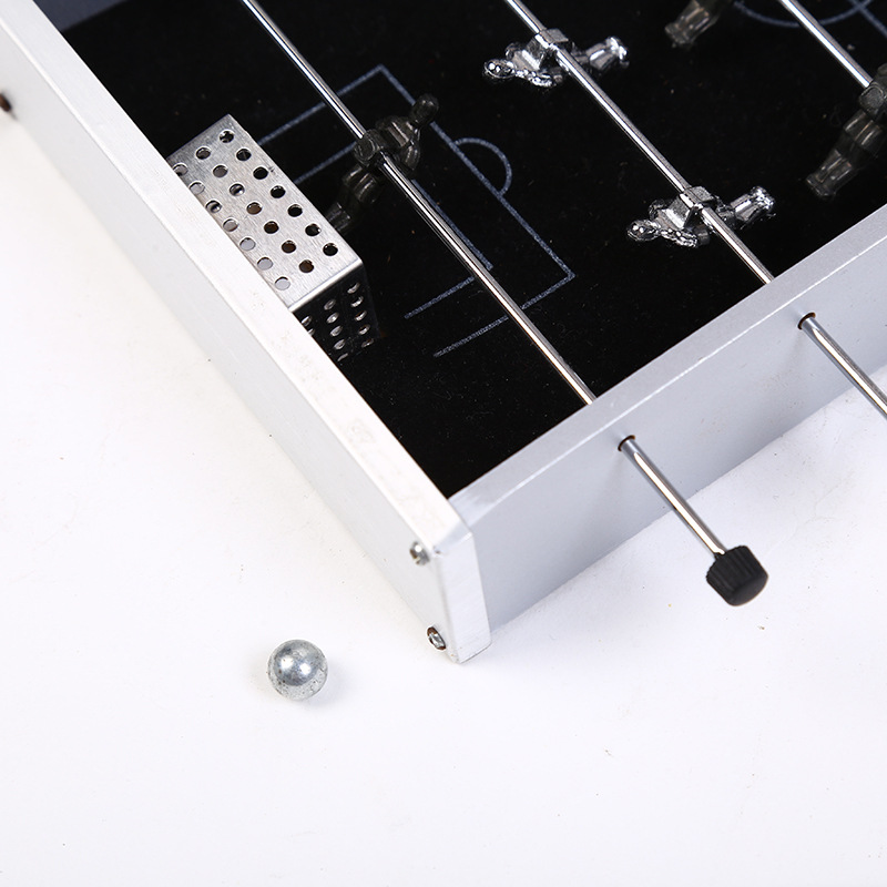 厂家供应热销铝合金办公桌迷你足球游戏 创意模型礼品可定做生产产品图