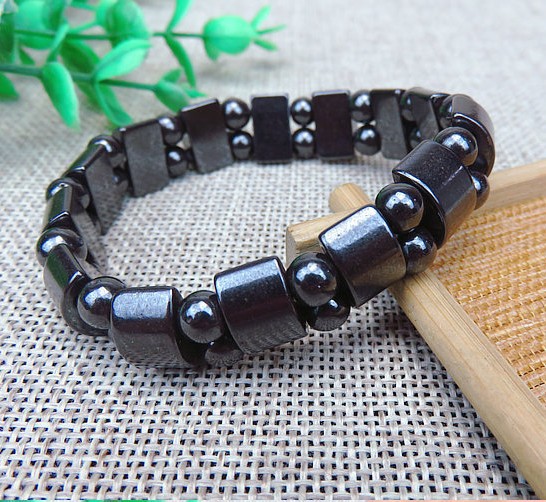 磁性黑胆石手链饰品 磁铁磁石磁性磁疗男女通用手链 1元店2元白底实物图