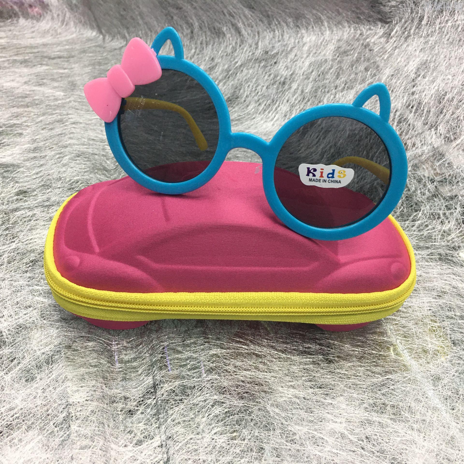 儿童太阳镜实物图