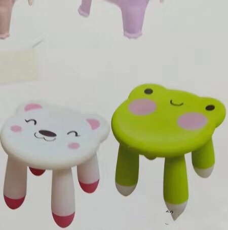 儿童凳子，儿童空脚凳子，卡通凳子