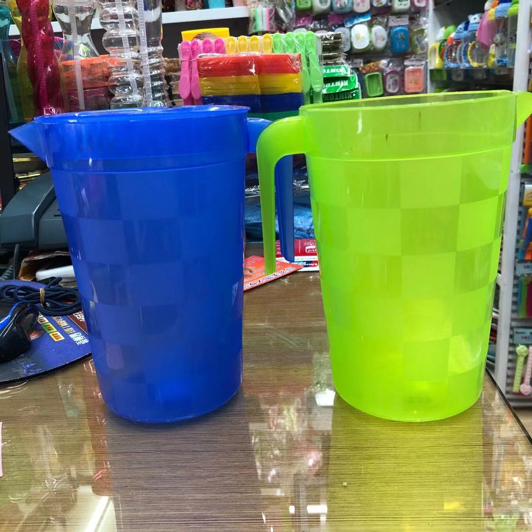 Plastic Cold Kettle Large Capacity Frosted Water With Pp Cold Kettle Juice Pot Milk Tea Pot Application Scenario