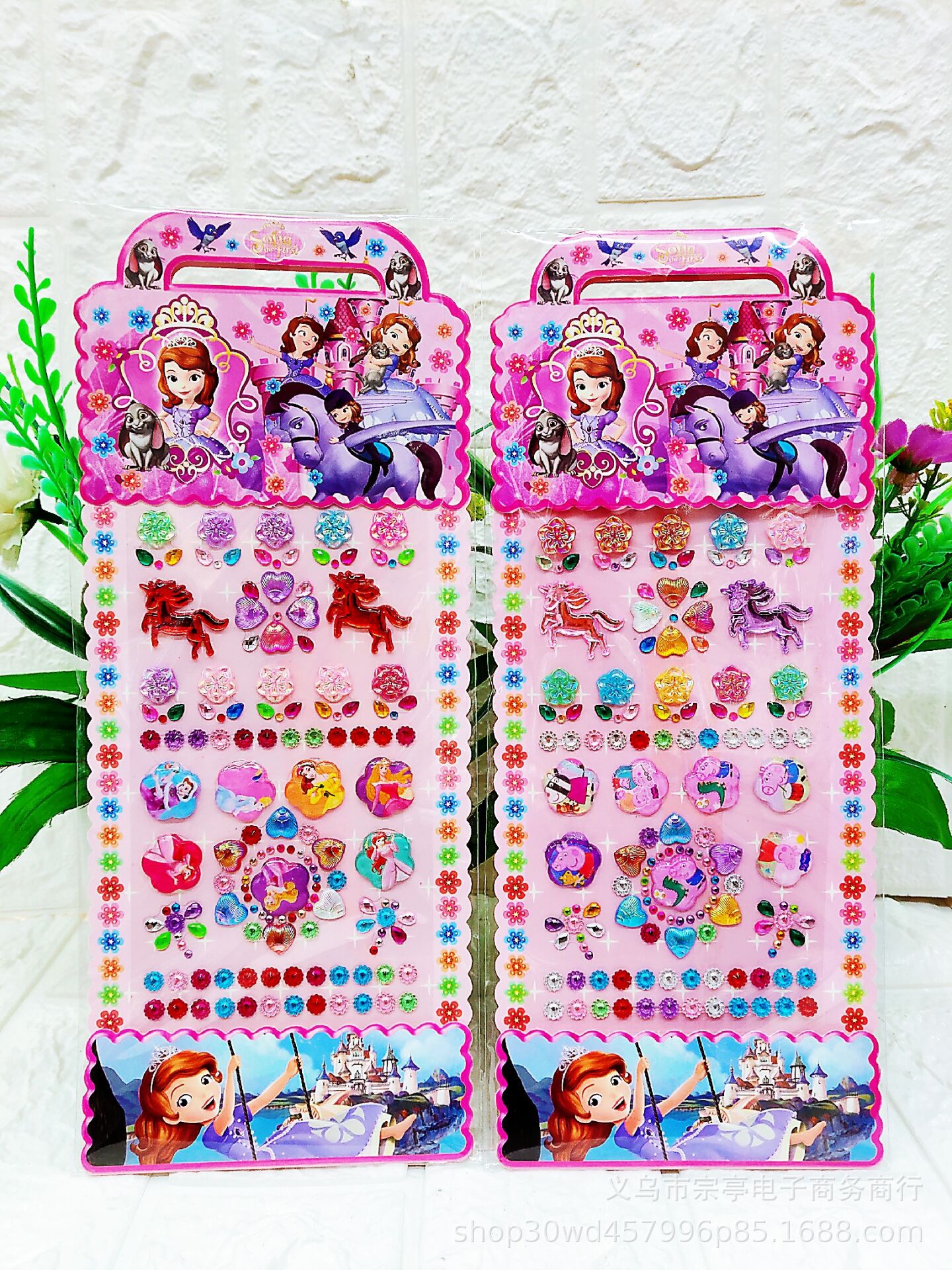 厂家直销新款卡通造型钻贴 亚克力创意造型钻 闪亮钻石贴纸批发白底实物图