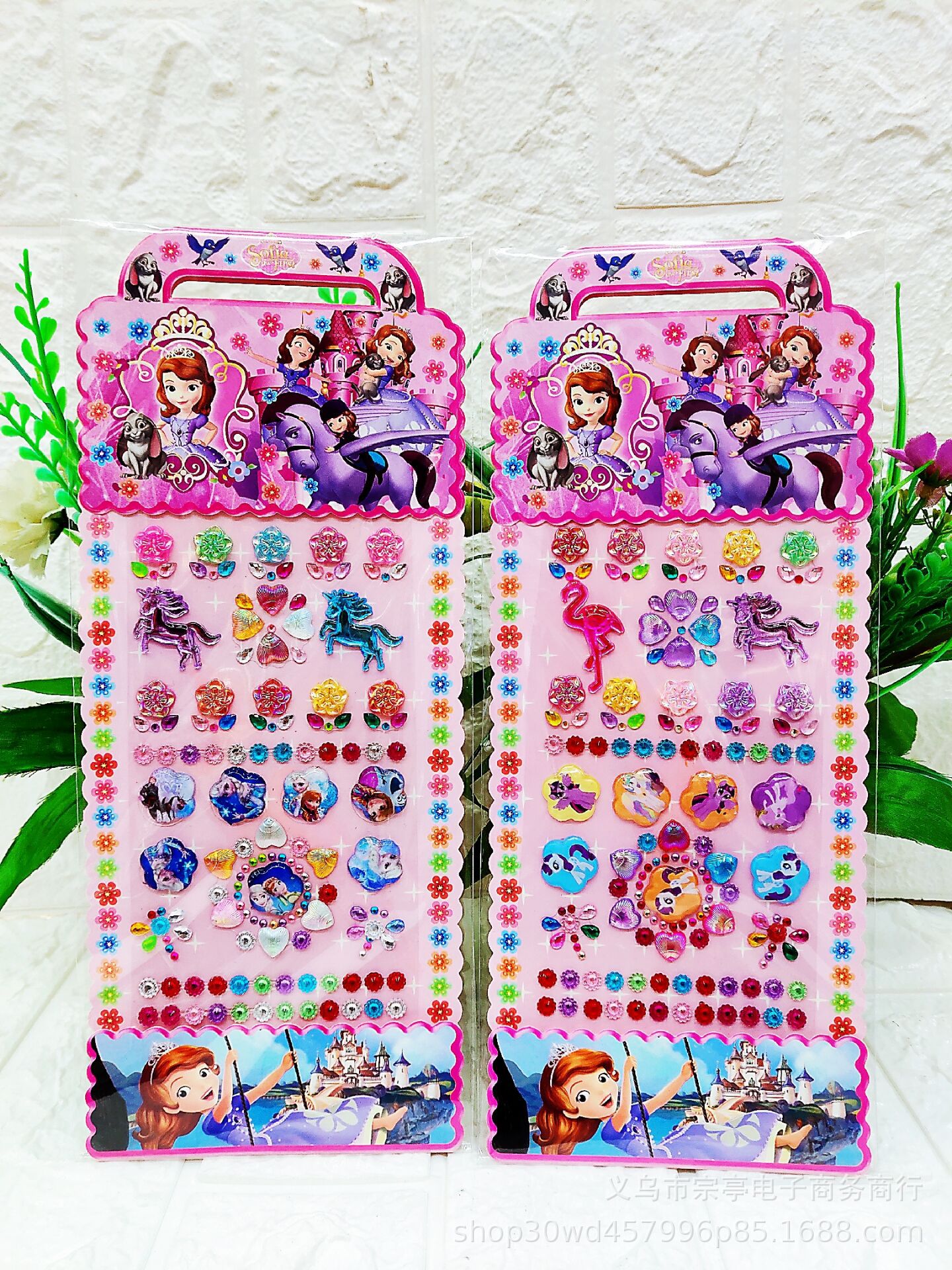 厂家直销新款卡通造型钻贴 亚克力创意造型钻 闪亮钻石贴纸批发细节图
