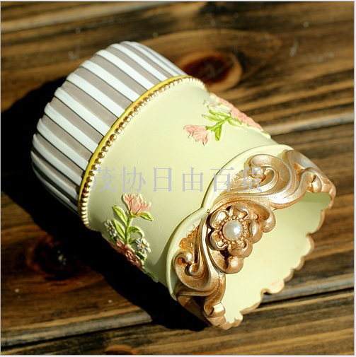 Brush makeup bucket dustproof brush brush brush brush brush brush brush brush container