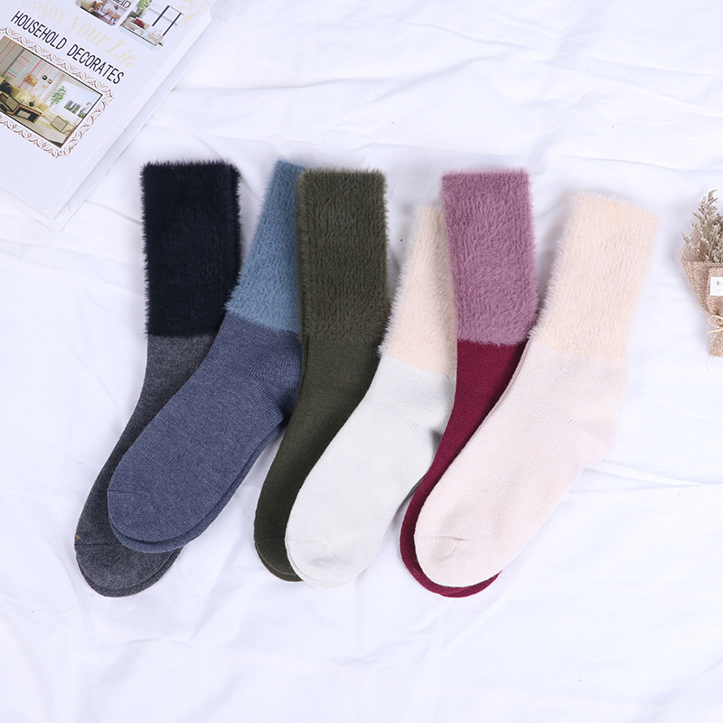 Autumn And Winter New Rabbit Wool Socks Flanged Ladies Pile Pile Socks Solid Color Casual All-In-One Mid-Tube Socks Female Socks Factory Direct Sales Application Scenario