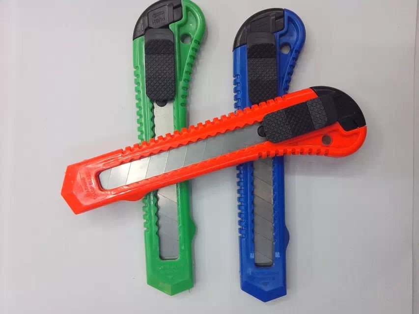 87 Utility knife Office scissors Item Picture