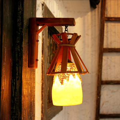 Garden style balcony wall lamp Creative European corridor art lamp cafe bar resin wall lamp decoration