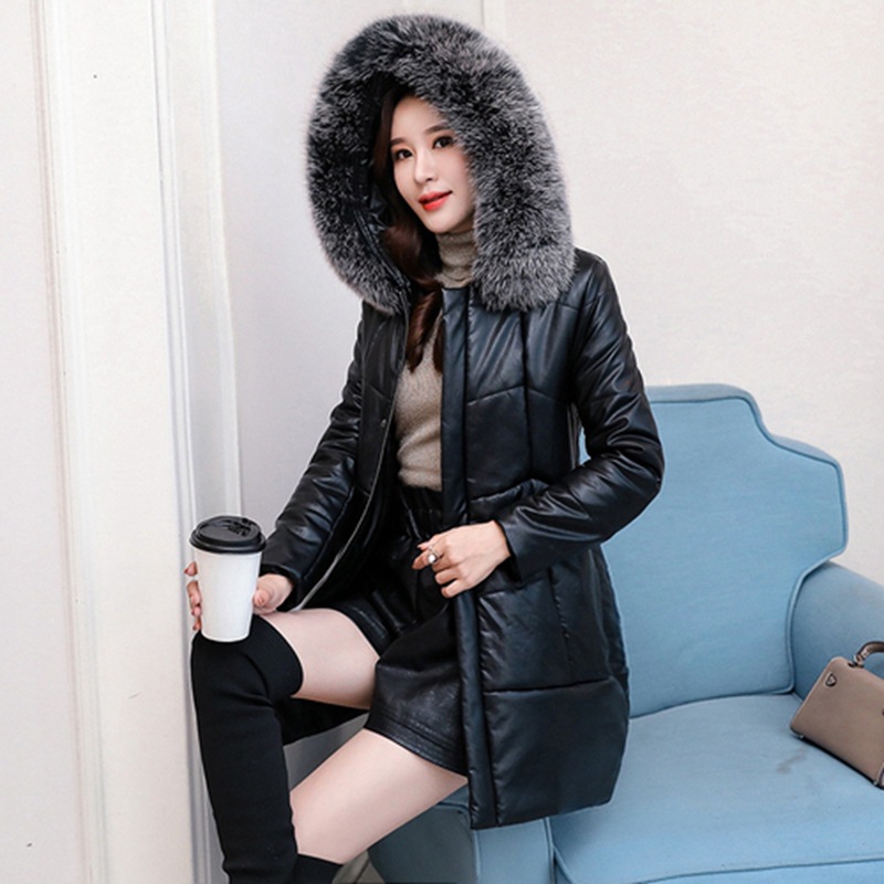 皮羽绒棉服女中长款冬装新款狐狸毛领连帽海宁皮衣皮棉袄外套白底实物图