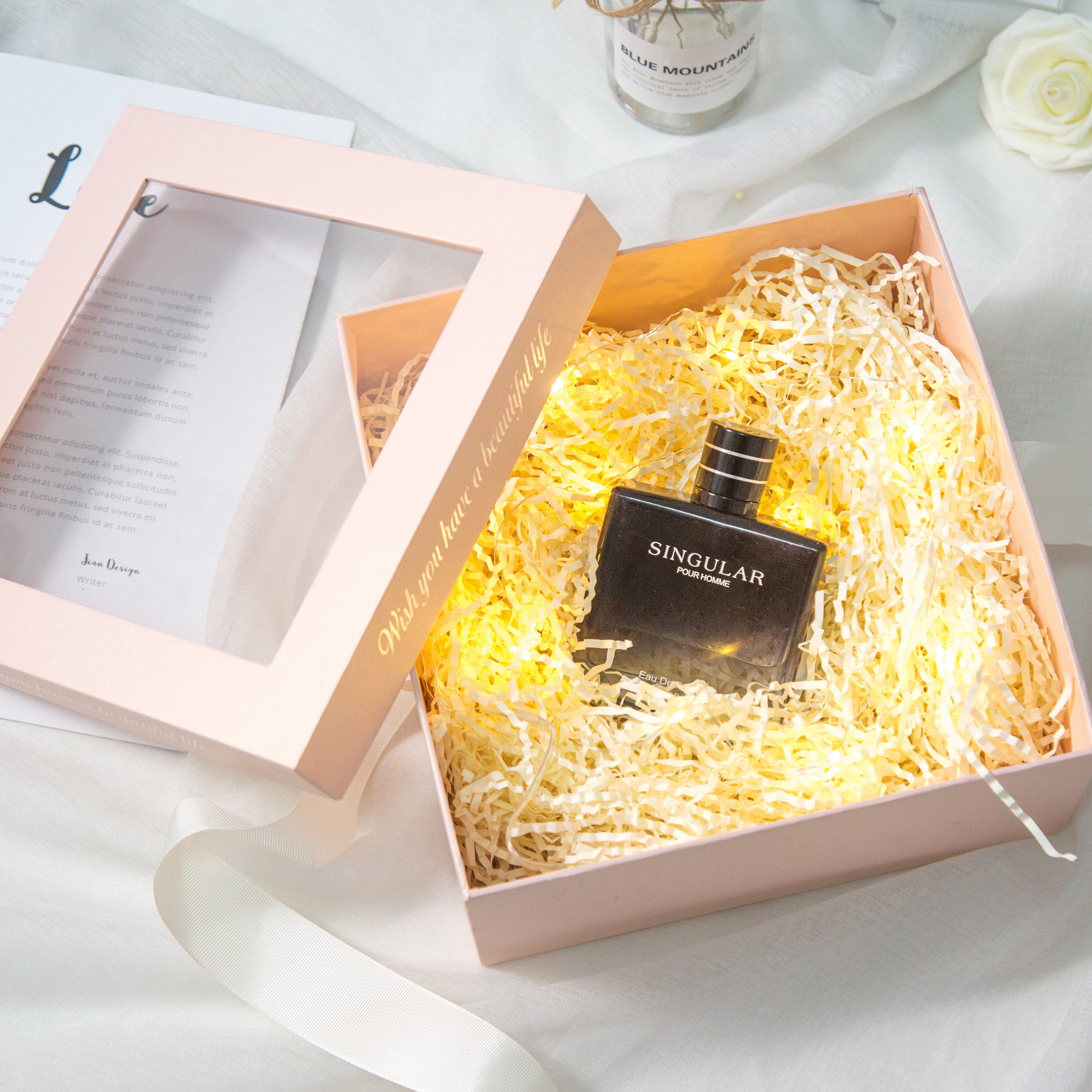Square windowed flower box, hand-mixed gift box, wedding candy box, Valentine's Day gift box, birthday present box details Picture