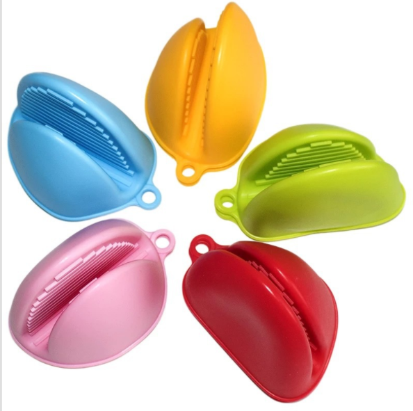 Factory direct sales of thickened high-temperature resistant silicone gloves, microwave heat-insulating gloves, anti-heat gloves, oven heat-insulating hand clamps details Picture