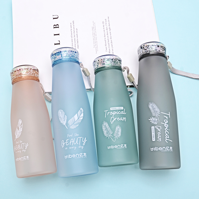 430ML亿本创意零星杯盖太空杯小清新塑料杯便携水杯产品图