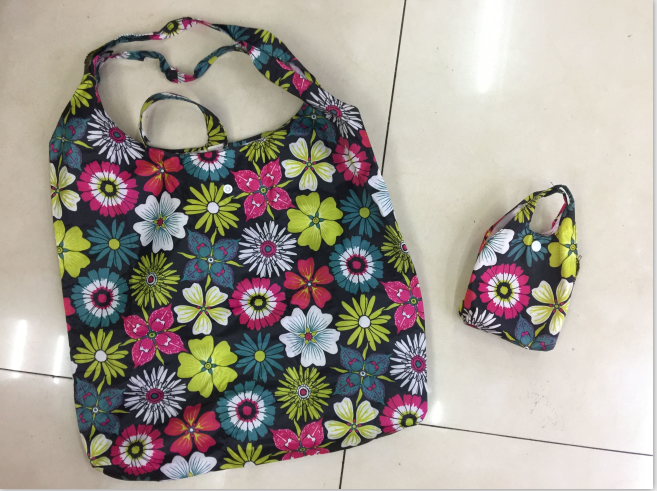 We have a wide range of printed pvc shopping bags in stock, including 42*65 printed shopping bags and shoulder bags Application Scenario