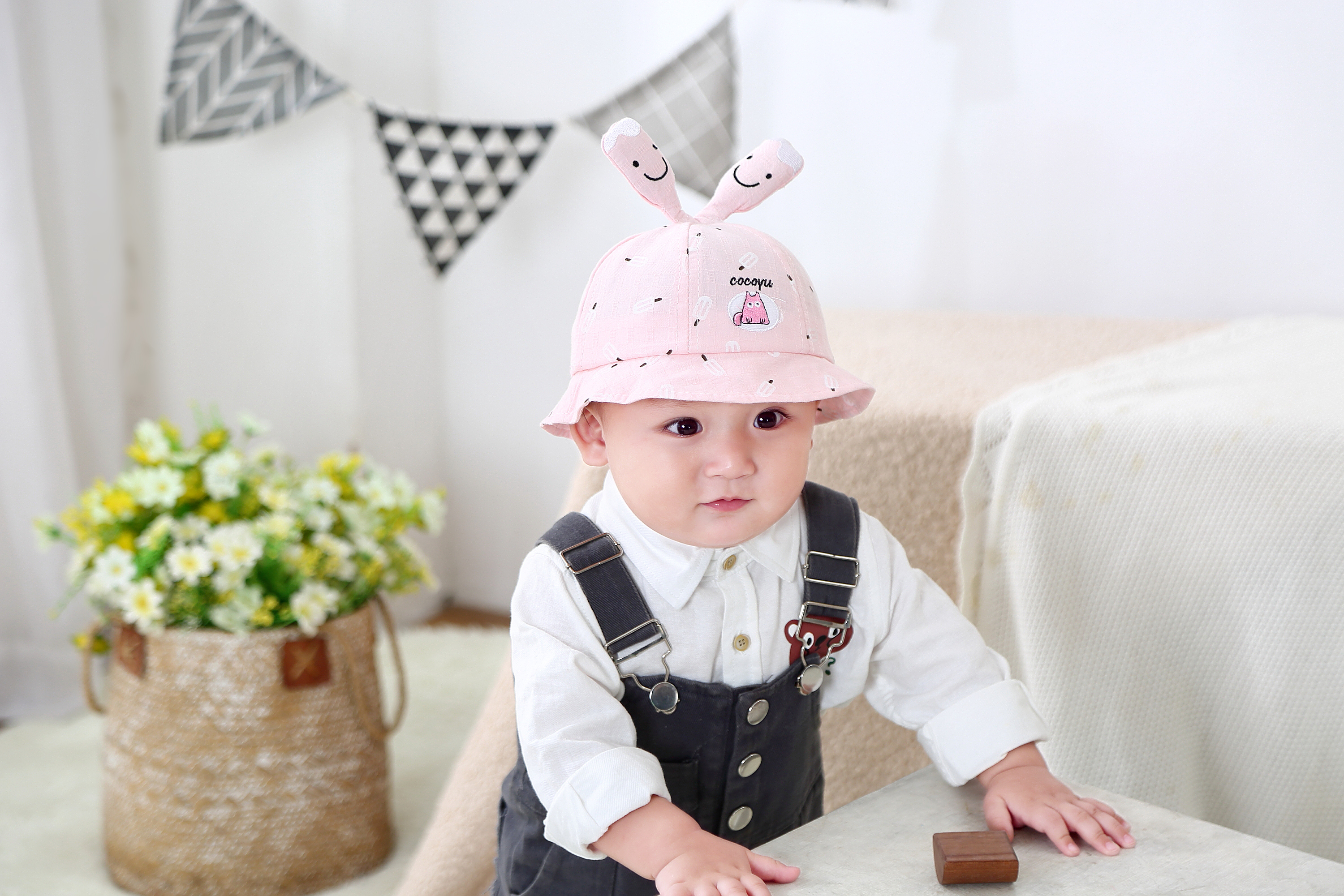 Baby caps, infant caps, children's caps, Popsicle flower caps, vertical ear cartoon basin caps Application Scenario