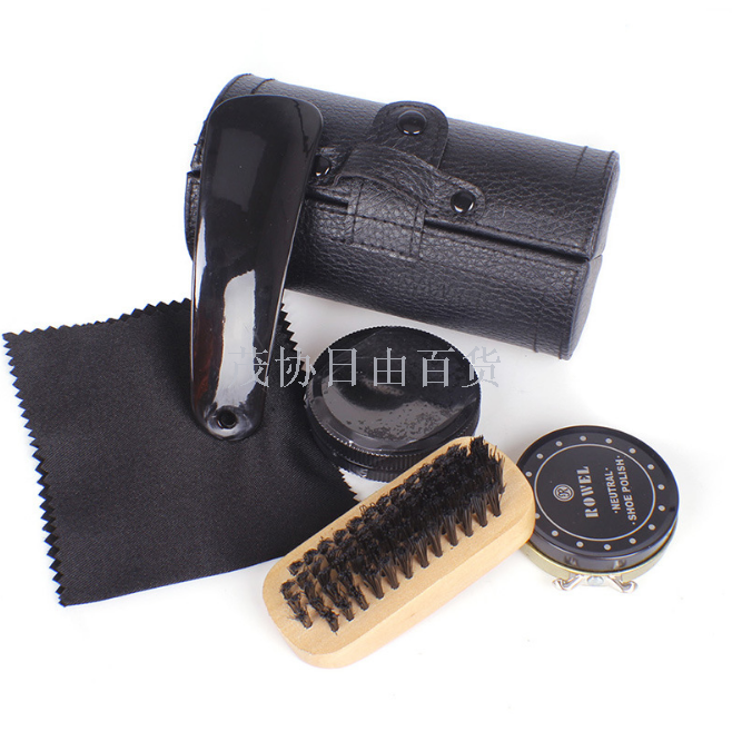 ? Multifunctional shoe shine set