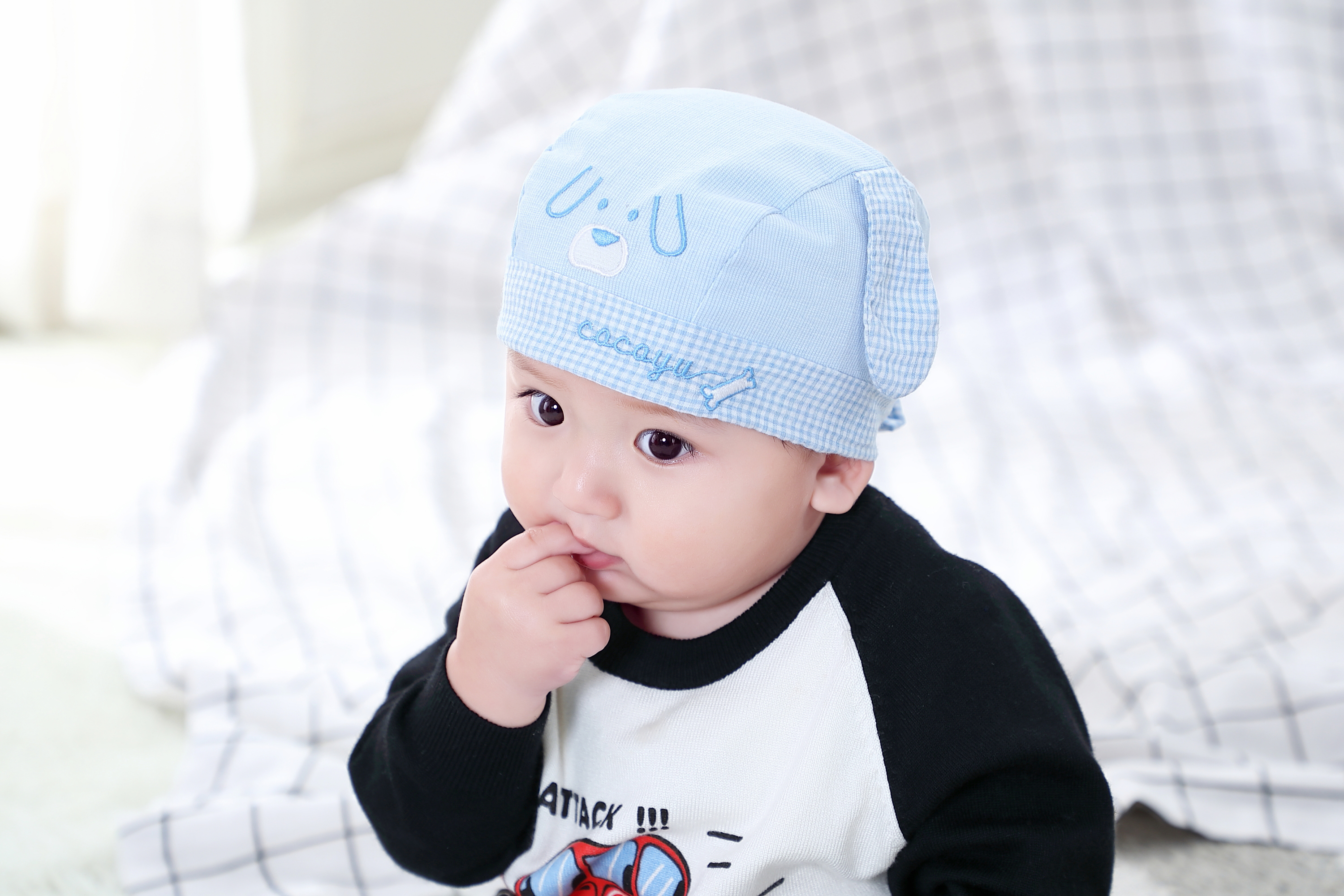 Baby hats, infant hats, children's hats, drooping ears, dog hats, pirate hats Application Scenario