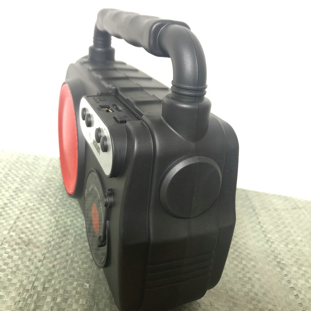 MS1635FM card-inserting wireless Bluetooth speaker, portable TWS speaker with flashlight and seven-color light gift Application Scenario