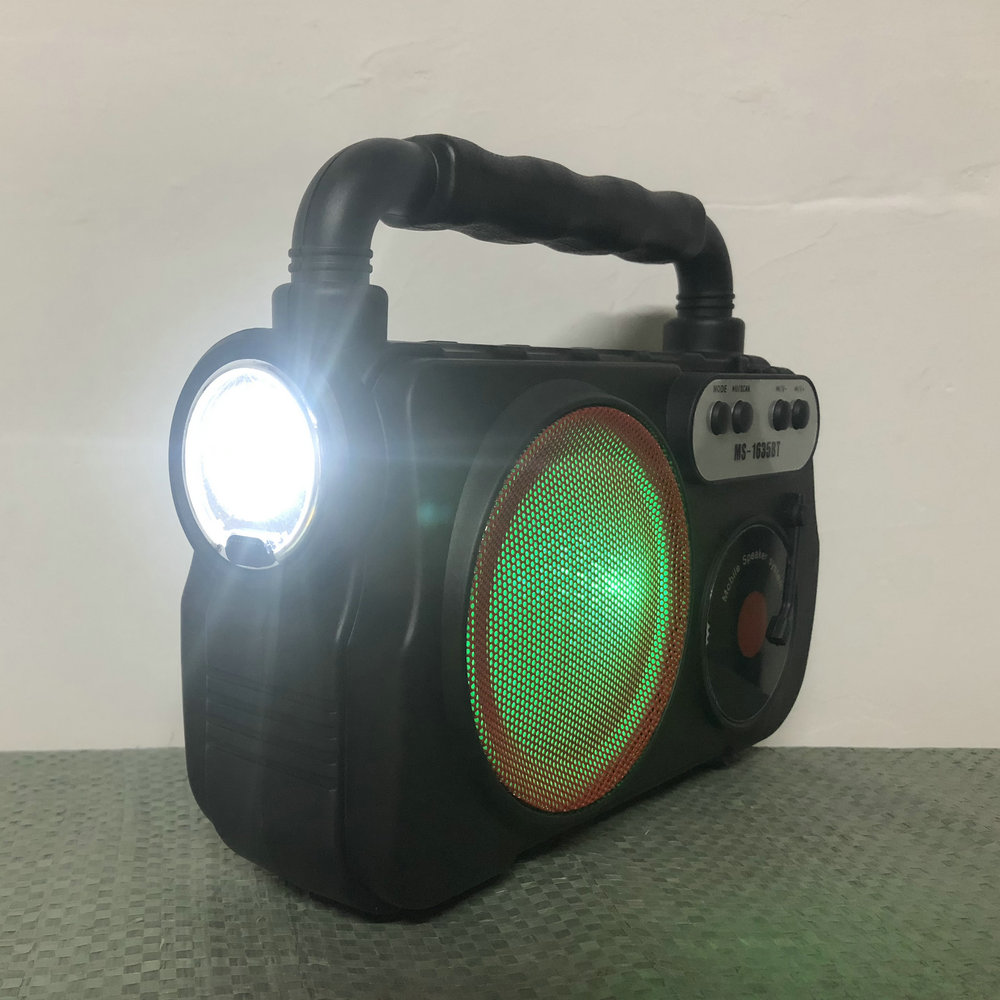 MS1635FM card-inserting wireless Bluetooth speaker, portable TWS speaker with flashlight and seven-color light gift details Picture