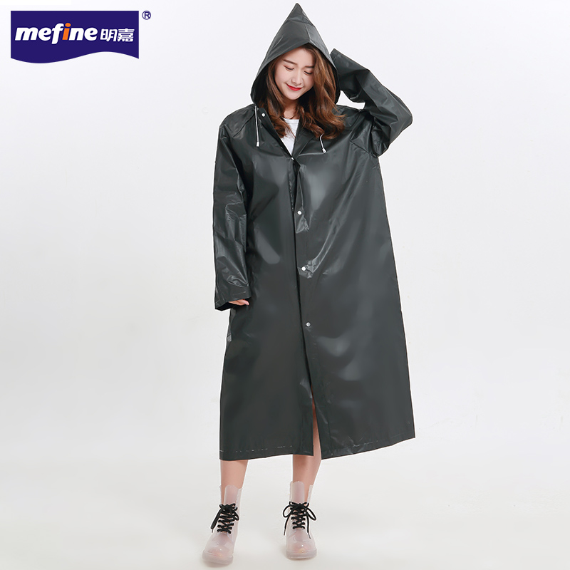 Portable adult non-disposable raincoat, EVA eco-friendly and fashionable raincoat, travel and outdoor raincoat wholesale in Yiwu Application Scenario