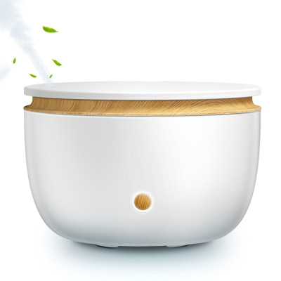 Cross-border hot selling creative humidifier Home ultrasonic humidifier aromaiser simple anion atomizer full figure