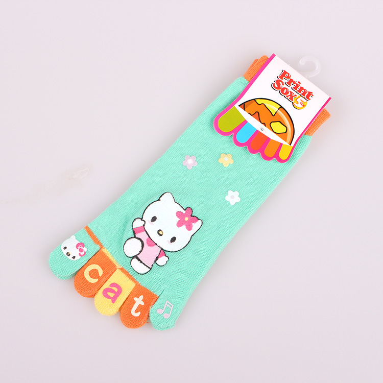 厂家直销儿童卡通兔点胶小孩猫彩趾短筒熊秋冬分趾袜五指五趾袜子白底实物图