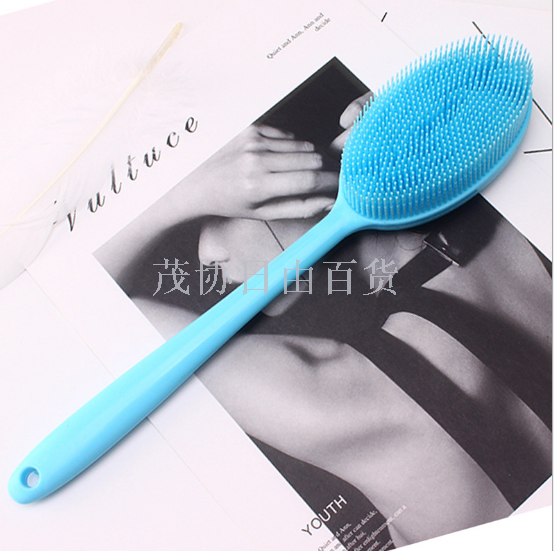 Multi-functional silica gel bath brush self-help rubbing bath with long handle bath massage brush