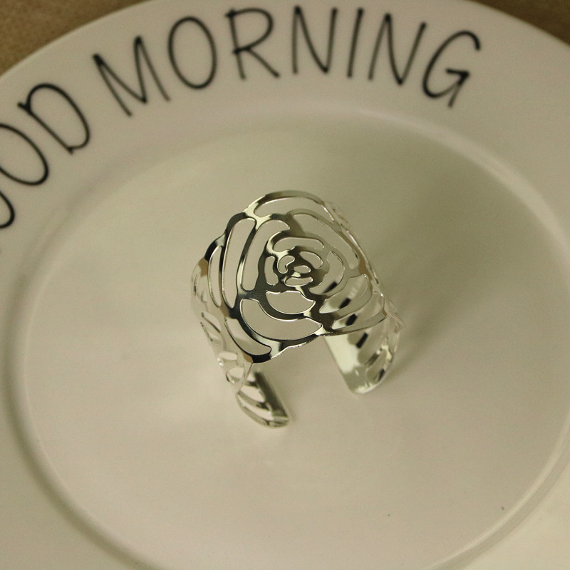 Stainless steel napkin rings, model rooms, hotel restaurants, gold and silver napkin rings, hotel supplies, napkin rings are available in stock Item Picture