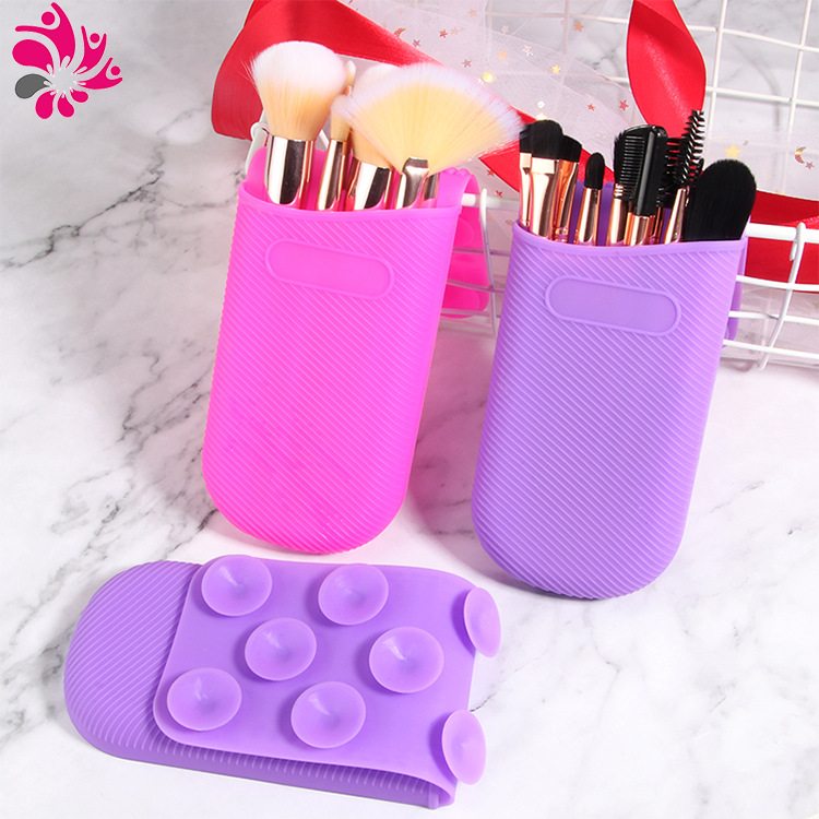 Silicone scrub pads are selling well in stock. Silicone makeup brush cleaning pads, beauty brush cleaning pads, cleaning brushes with suction cups
