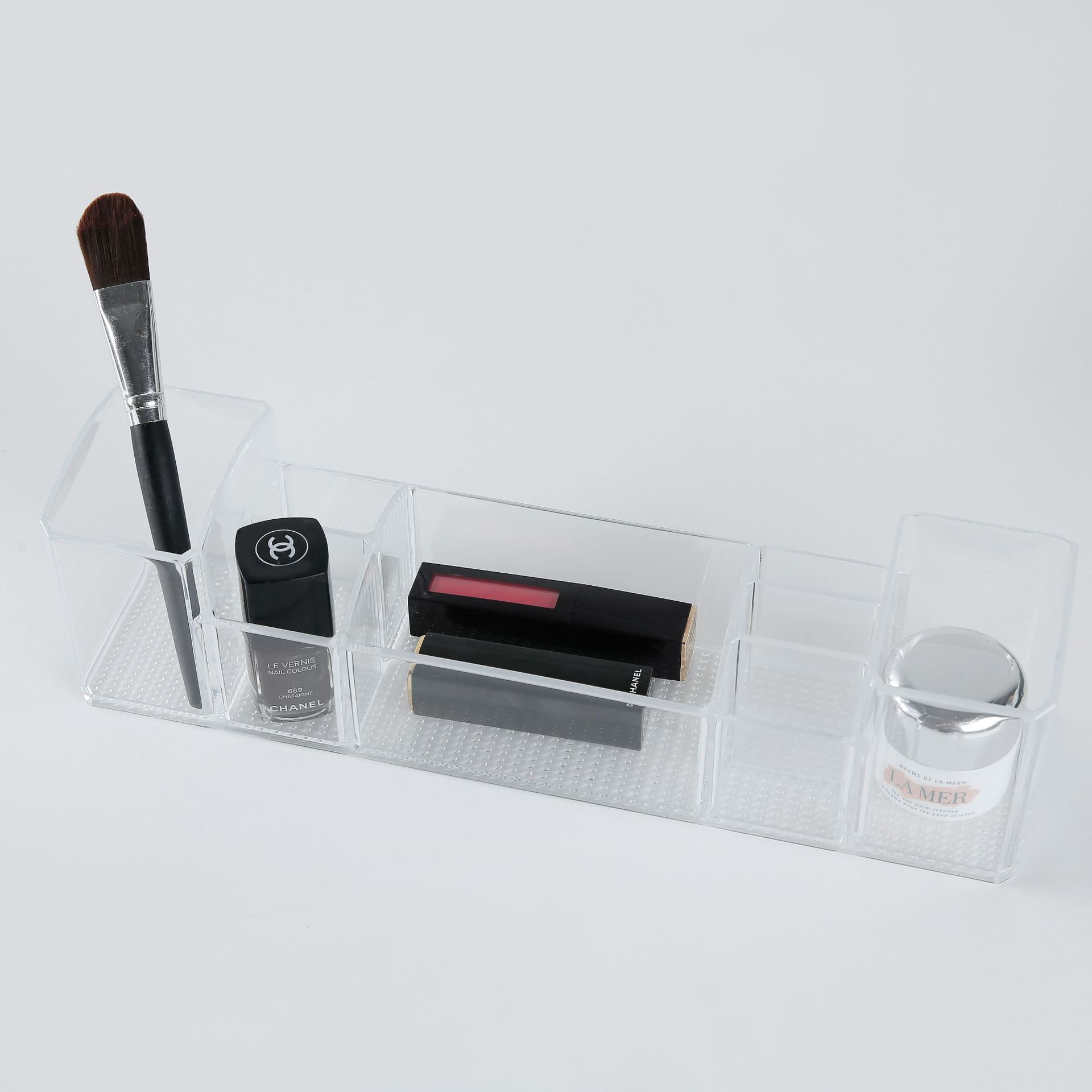 Qiaofeng multi-compartment cosmetics storage box, Office desktop sundries remote control organization storage box, plastic storage box. Specification image