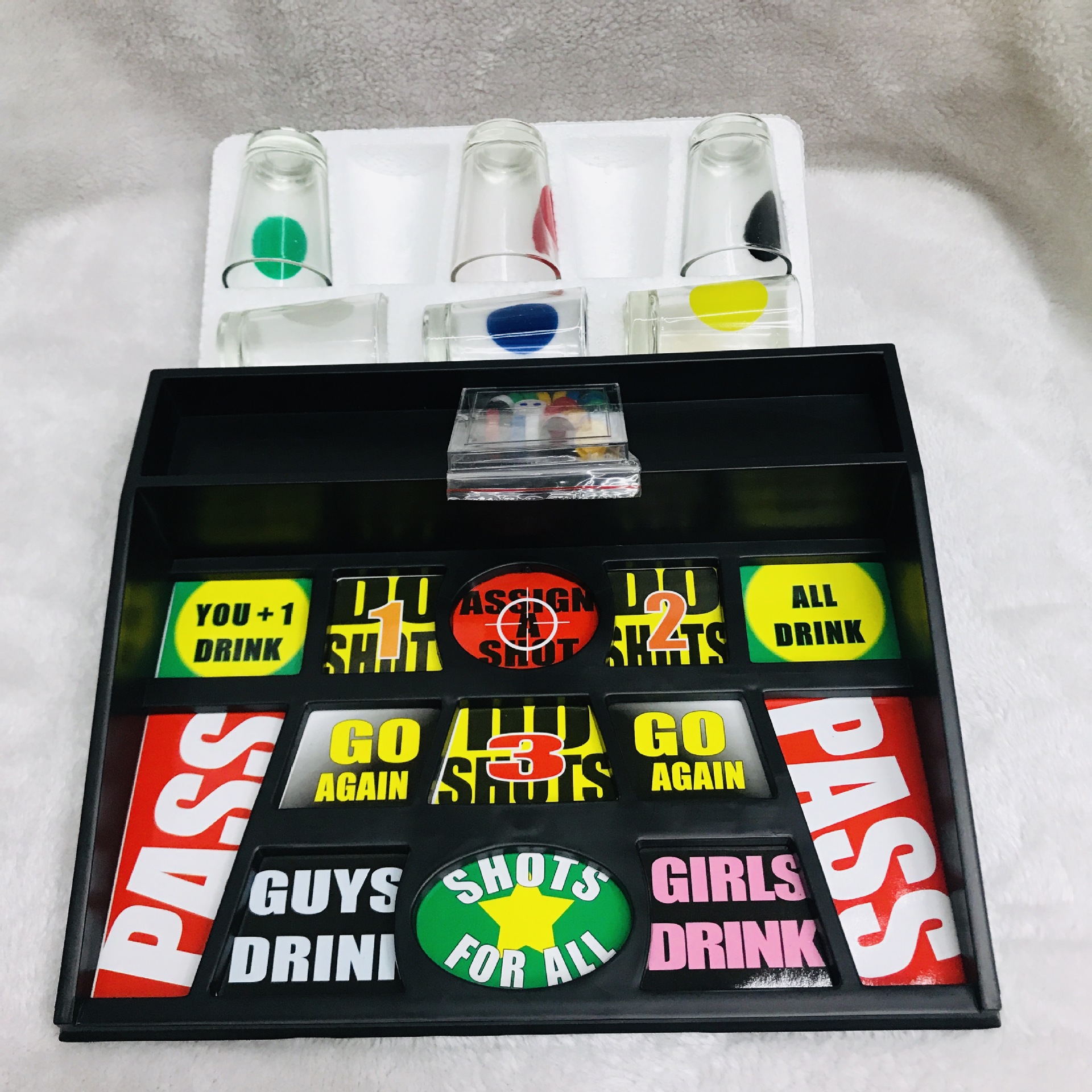 CHIPS 31pc Drinking Game 喝酒游戏玩具 酒吧聚餐家庭聚会娱乐细节图