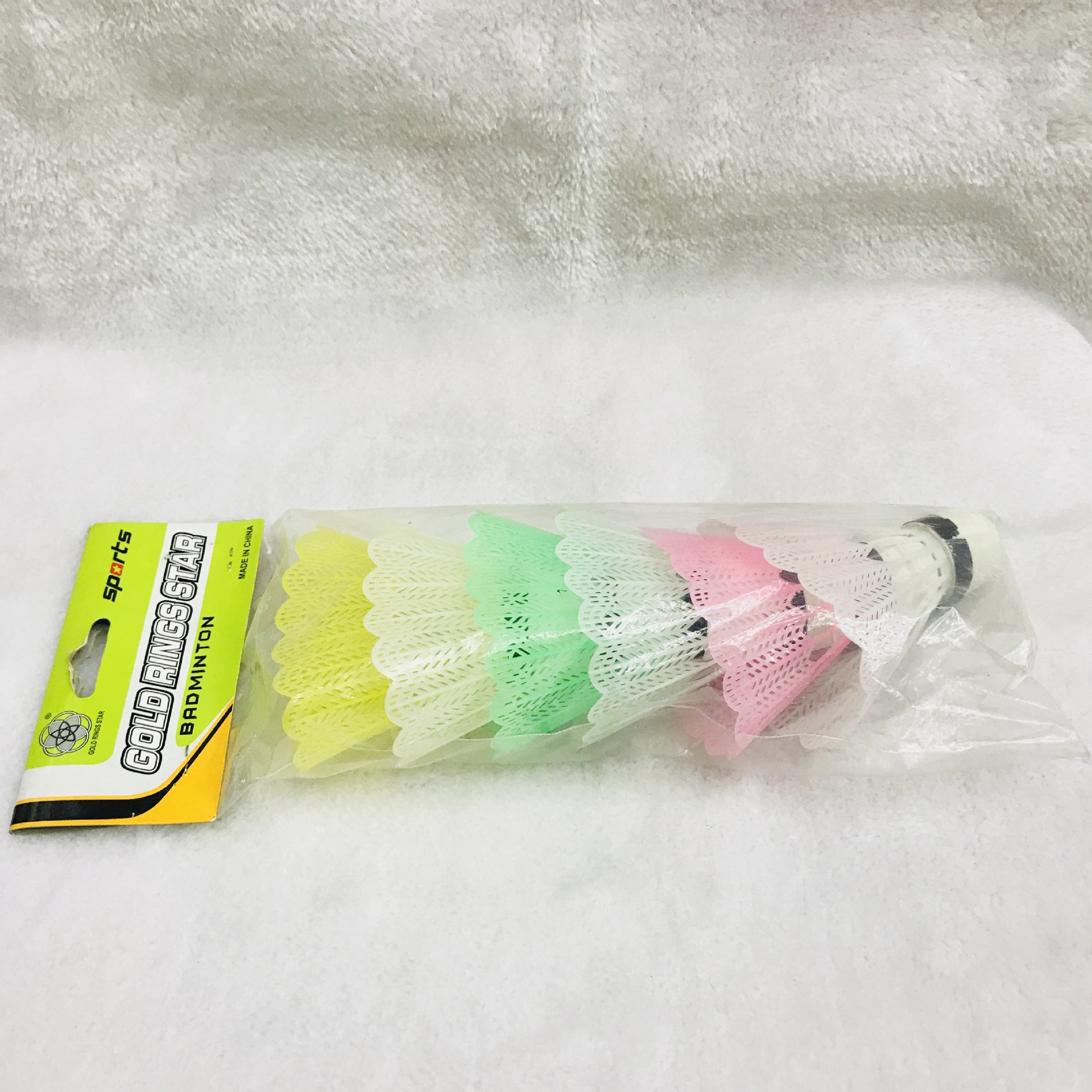 厂家直销彩色塑料羽毛球 泡沫球头6只吊卡装 儿童学生训练玩具