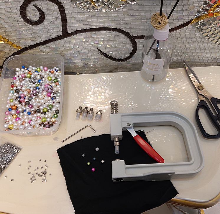 Portable hand press, U-shaped pearl hand press, nail pearl machine, 5/6/8/10/12mm molds details Picture